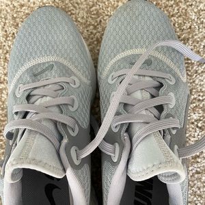Nike women’s react shoes grey